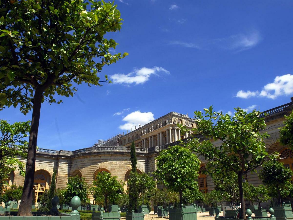 Le Petit Neptune Versailles Exterior foto